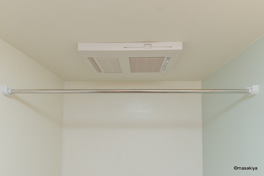 グランチェスタ　Nの浴室|浴室乾燥機付きです。