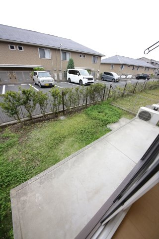 グランディールＡ棟の庭
