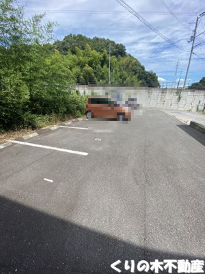 【駐車場】 | ドゥ・キーマ | カースペースがあります