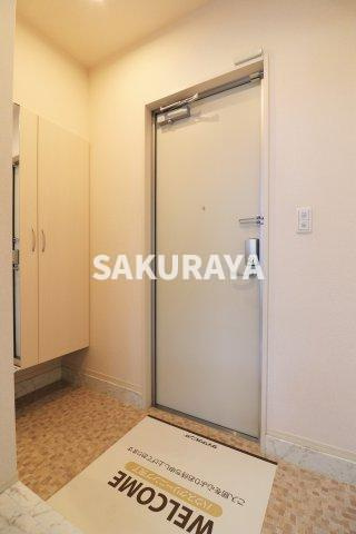 ディアレクスの玄関|2020年撮影。現況と異なる場合がございます。