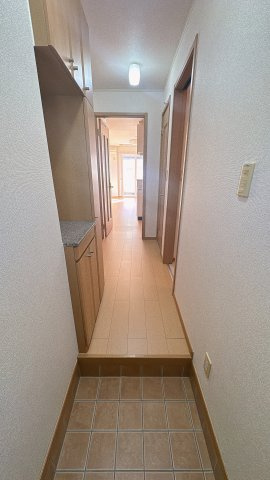 エレガンス柿畑Ⅰの玄関