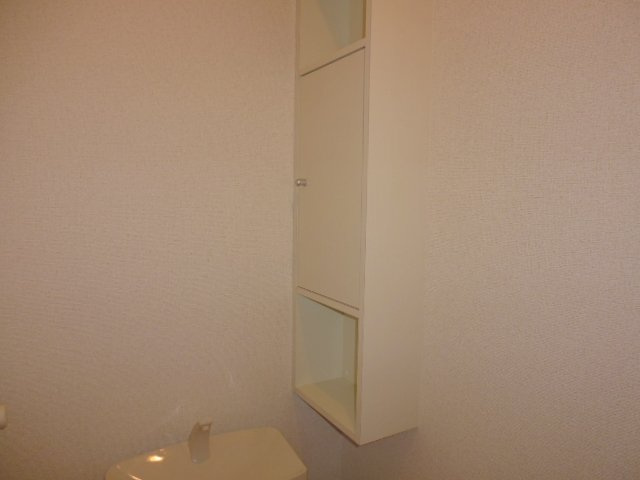 ラ・セレーノのトイレ|棚