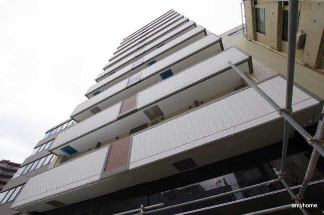 ファーストフィオーレ江坂レガリス　仲介手数料無料の外観