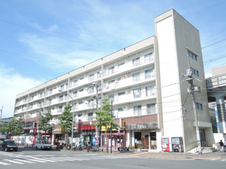 【外観】 | 京浜東北線「新杉田」駅徒歩1分！駅近ならではの便利な住環境も魅力的です。