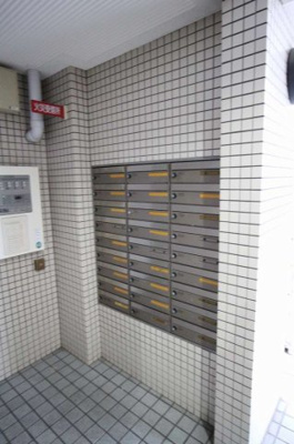 【その他共用部分】 | シロハイヌ弁天町 | 集合ポストです
