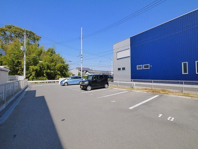 アクシアの駐車場|駐車場完備です