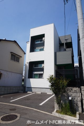 熊本市中央区琴平１丁目のアパート