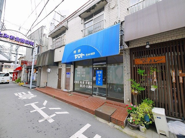 富雄貸店舗・事務所の周辺|建物の周辺