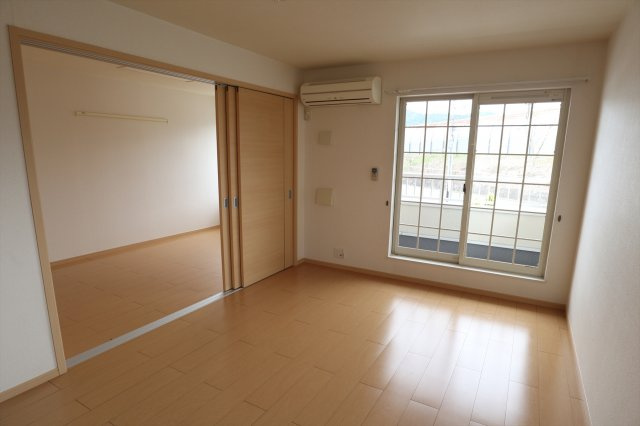 サニーコートＡの居間・リビング