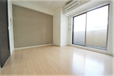 【洋室】 | レジデンス心斎橋