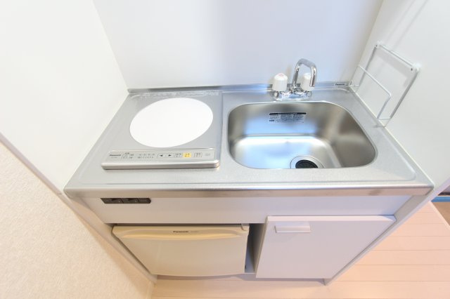 ユナイト戸部メルボルンの杜のキッチン|同タイプ参考写真です。