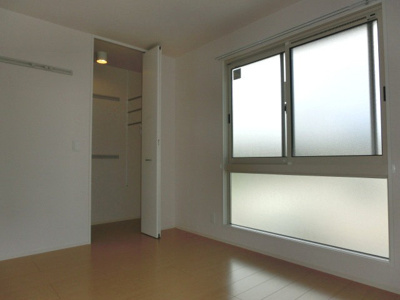 【洋室】 | フェリーチェ真美ヶ丘Ａ棟 | 広々とした洋室です