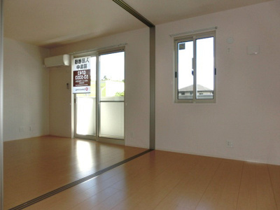 【洋室】 | フェリーチェ真美ヶ丘Ａ棟 | 個人の部屋や寝室として使える洋室です