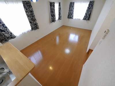 【居間・リビング】 | 矢部町貸家 | こちらの居間で趣味の時間をお楽しみください