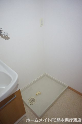 熊本市東区長嶺東９丁目のアパートの洗面所