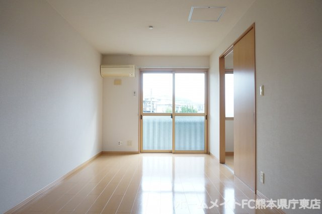 熊本市東区長嶺東９丁目のアパートの内装