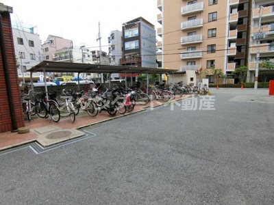 【駐車場】 | メゾンエルミタージュ