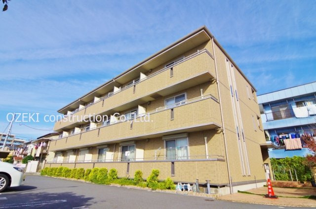 アムール赤山の外観