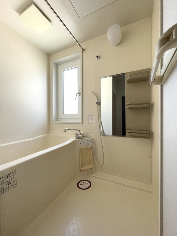 エスメラードBの浴室