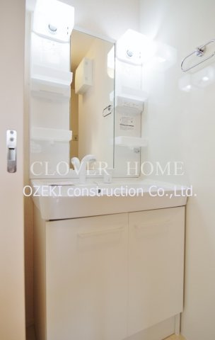 アンクレージュせんげん台の独立洗面台