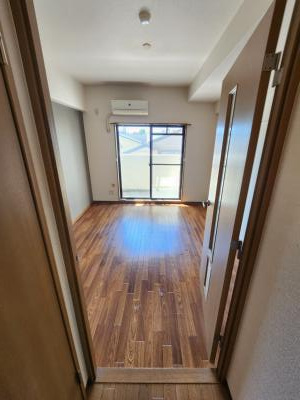 FLAT21（フラット21）の内装|廊下から～