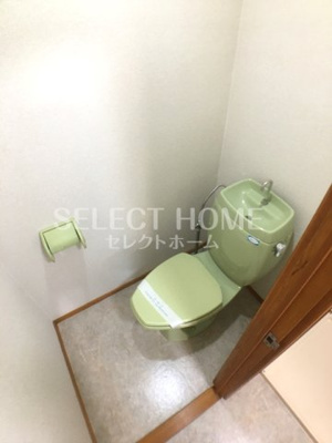 【トイレ】 | ハイツ島忠 | 落ち着いた色調のトイレです