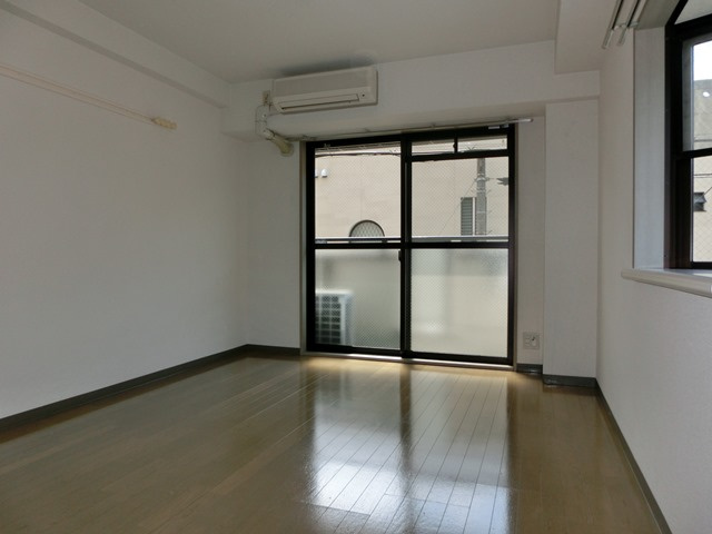 カーサグランテ竹島の洋室