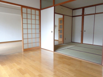 【居間・リビング】 | 同マンション室内