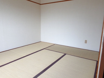 【寝室】 | 同マンション室内