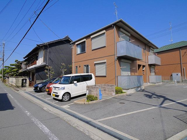 モン・ヴェールFの駐車場|駐車場に車を止められます