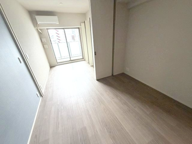 【居間・リビング】 | ブランズ大阪本町