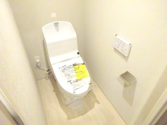 【トイレ】 | ブランズ大阪本町