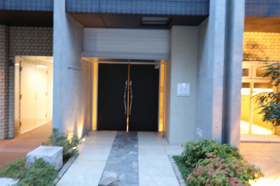 【エントランス】 | スワンズシティ堺筋本町