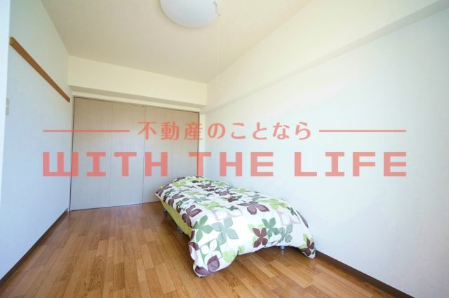 サンフラワー津福【キャッシュバック対象物件】の寝室|ゆとりの広さです