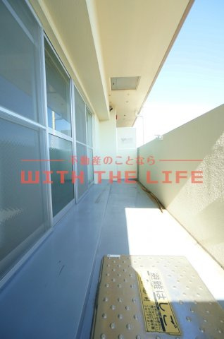 サンフラワー津福【キャッシュバック対象物件】のバルコニー|バルコニー付きです