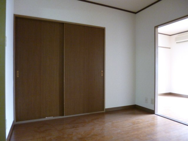 アドバンス弐番館【キャッシュバック対象】の洋室