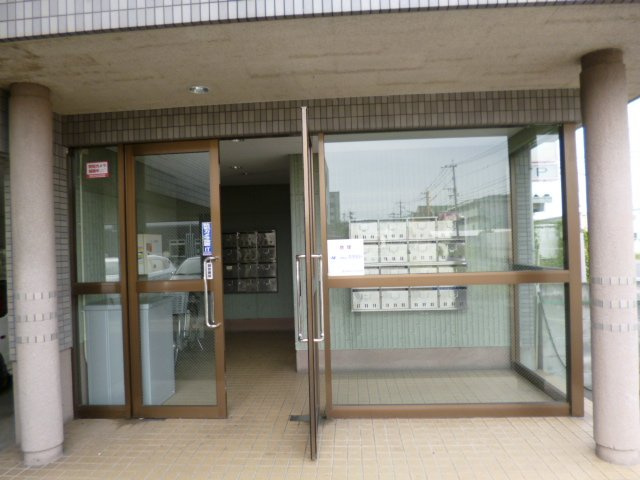 アドバンス弐番館【キャッシュバック対象】のエントランス