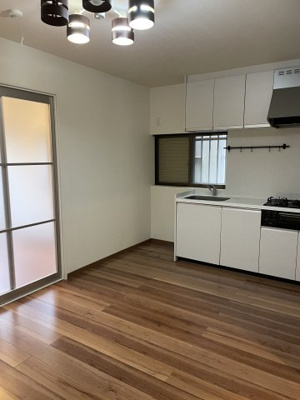 【居間・リビング】 | ビタミンテラス新神戸 | LDK
※同タイプ他のお部屋の参考写真