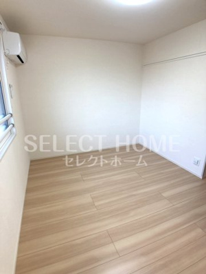 【寝室】 | ハイツ岡崎柱 東棟 | 同型タイプ落ち着いて過ごせるお部屋なので、寝室にいかがでしょうか