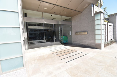 【エントランス】 | ジオ千里竹見台 | 毎日通るエントランスはこのようになっています