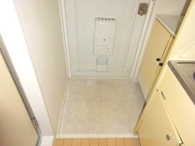 【玄関】 | ジャルダン岡本