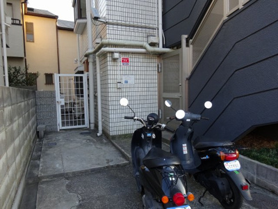 【駐車場】 | ジャルダン岡本