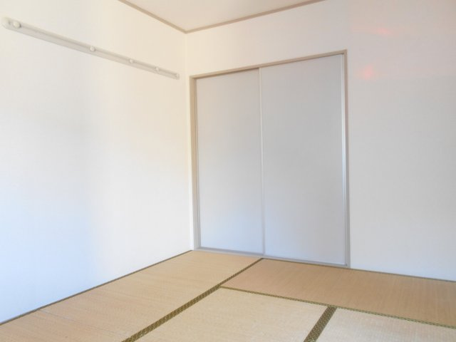 メゾン・ド・ルミエールの和室