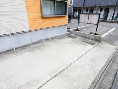 【駐車場】 | OAKWOOD VILA