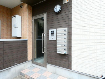 【エントランス】 | OAKWOOD VILA