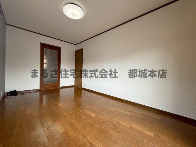 コーポフレグランスの居間・リビング