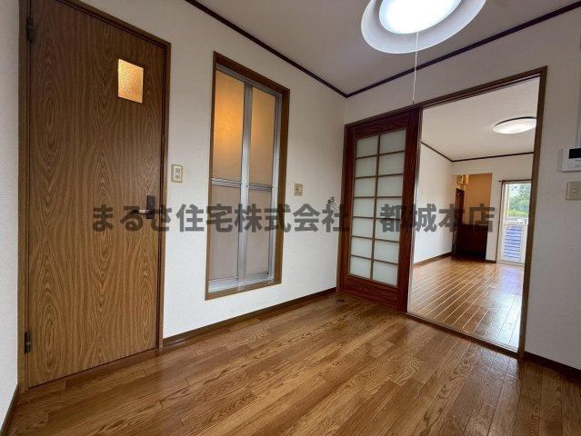 コーポフレグランスの居間・リビング