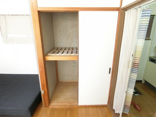暁２１-0号館の収納|同物件別部屋イメージ写真