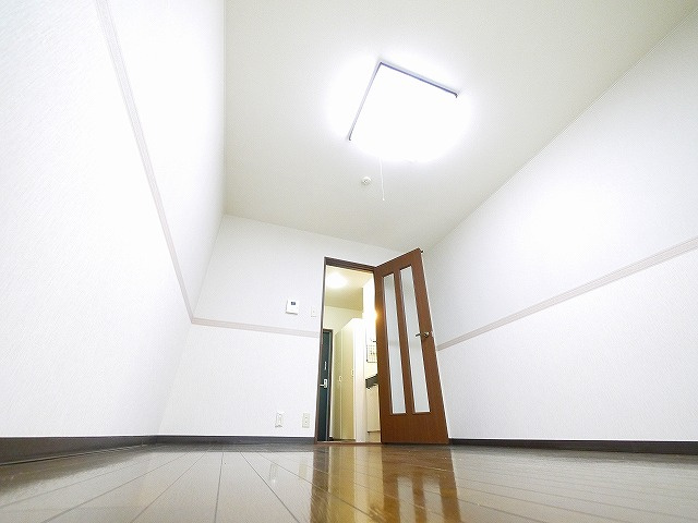 ラ・ベルメイゾンの寝室|ゆとりの広さです