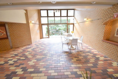 【エントランス】 | 【ルーフテラス付き】藤和千里ハイタウン